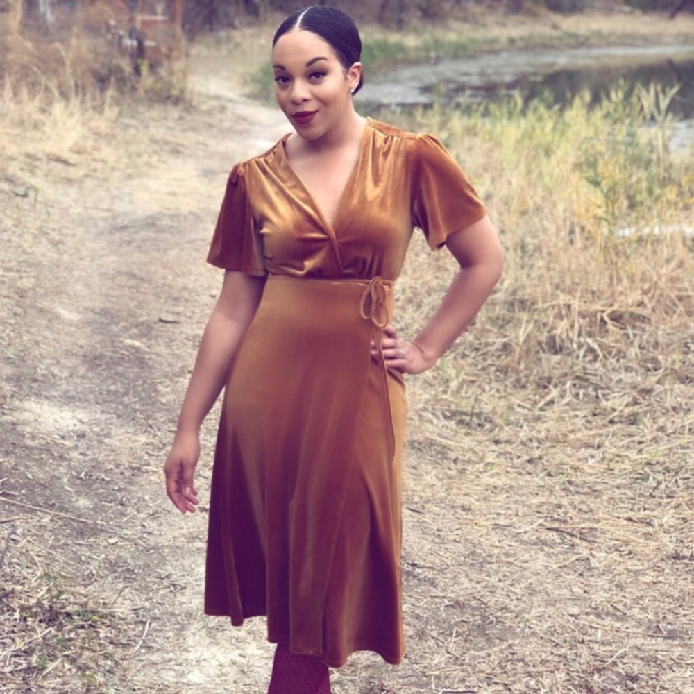 Women’s Velvet Wrap Dress